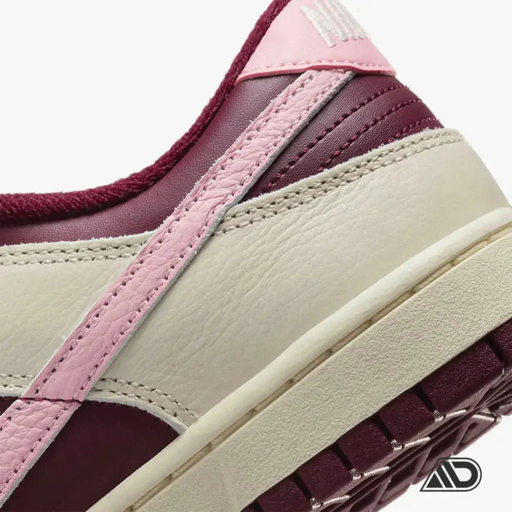 Dunk Low Valentine's Day 2023