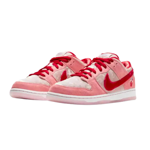 Dunk Low Strange Love